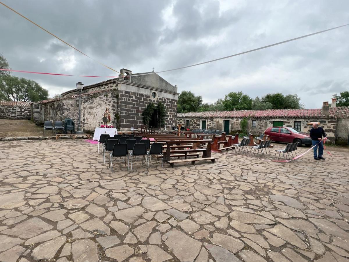 Muristene Pozzo Santa Cristina Paulilatino Kültér fotó