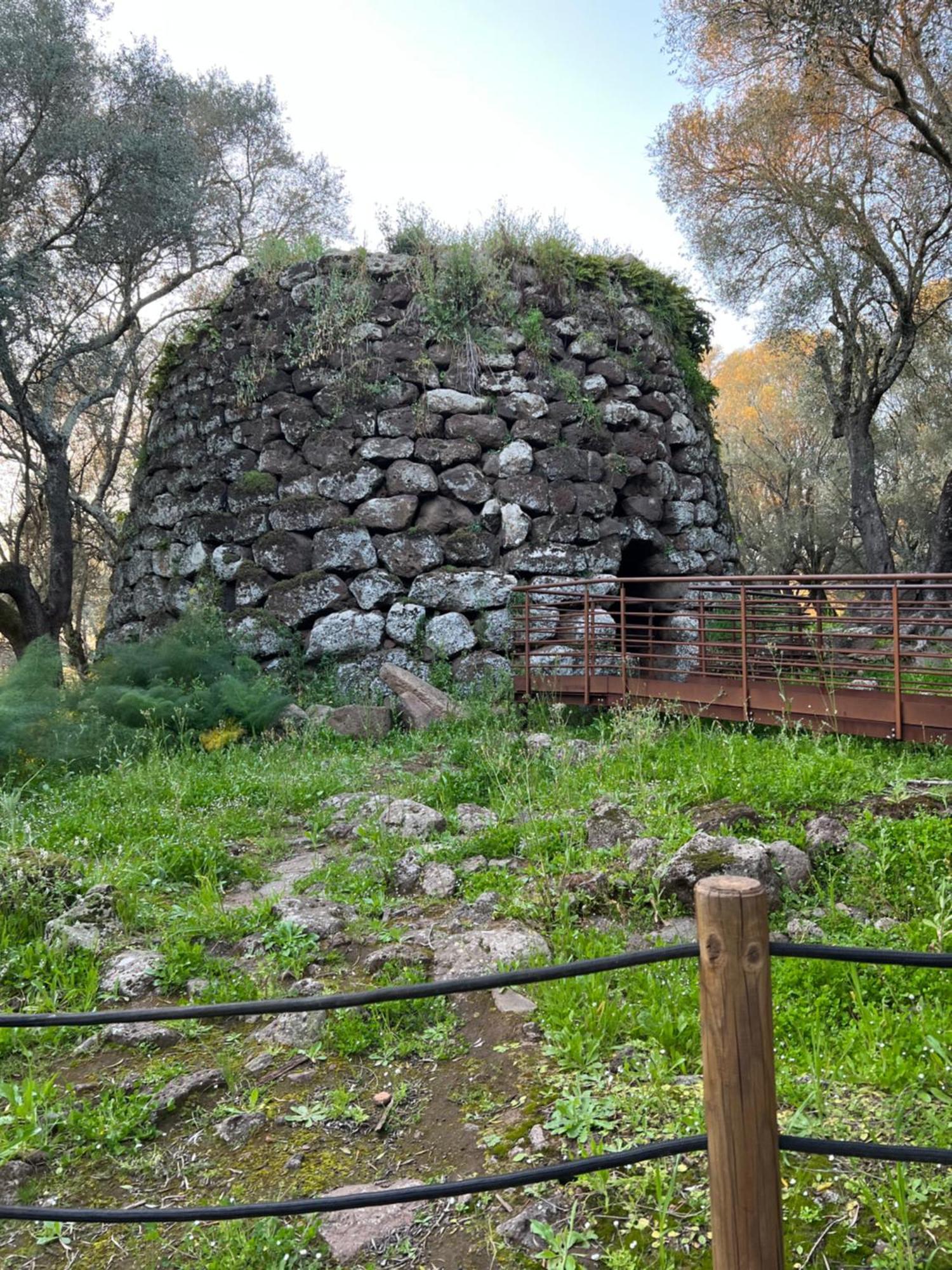 Muristene Pozzo Santa Cristina Paulilatino Kültér fotó